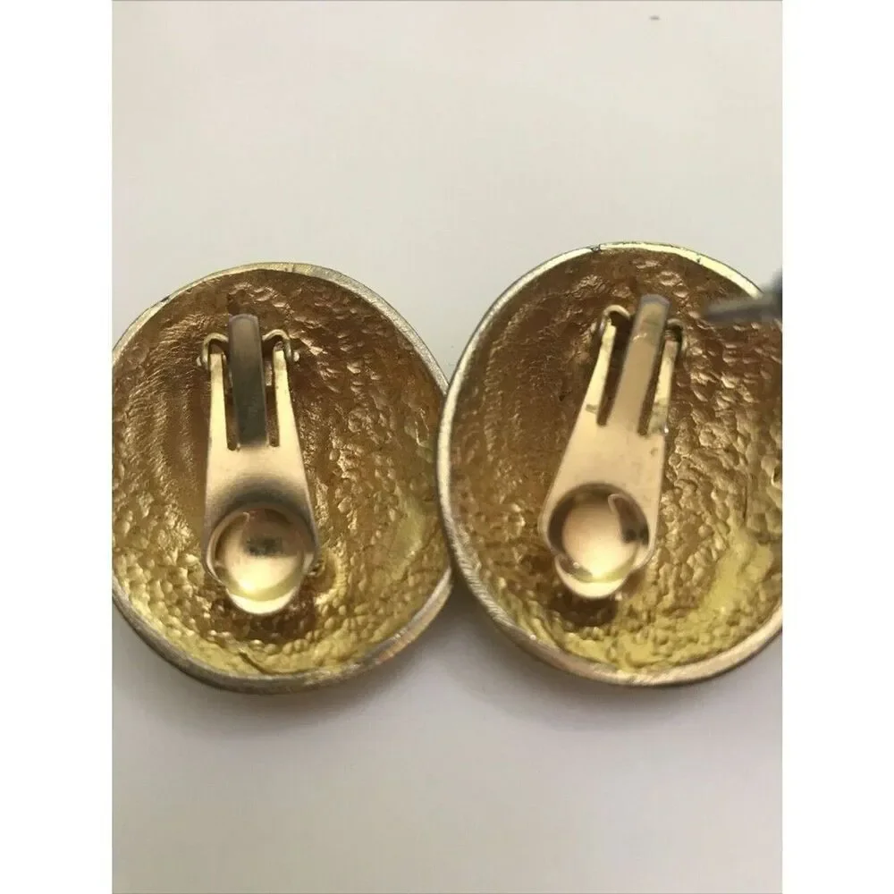 Unbranded vintage clip